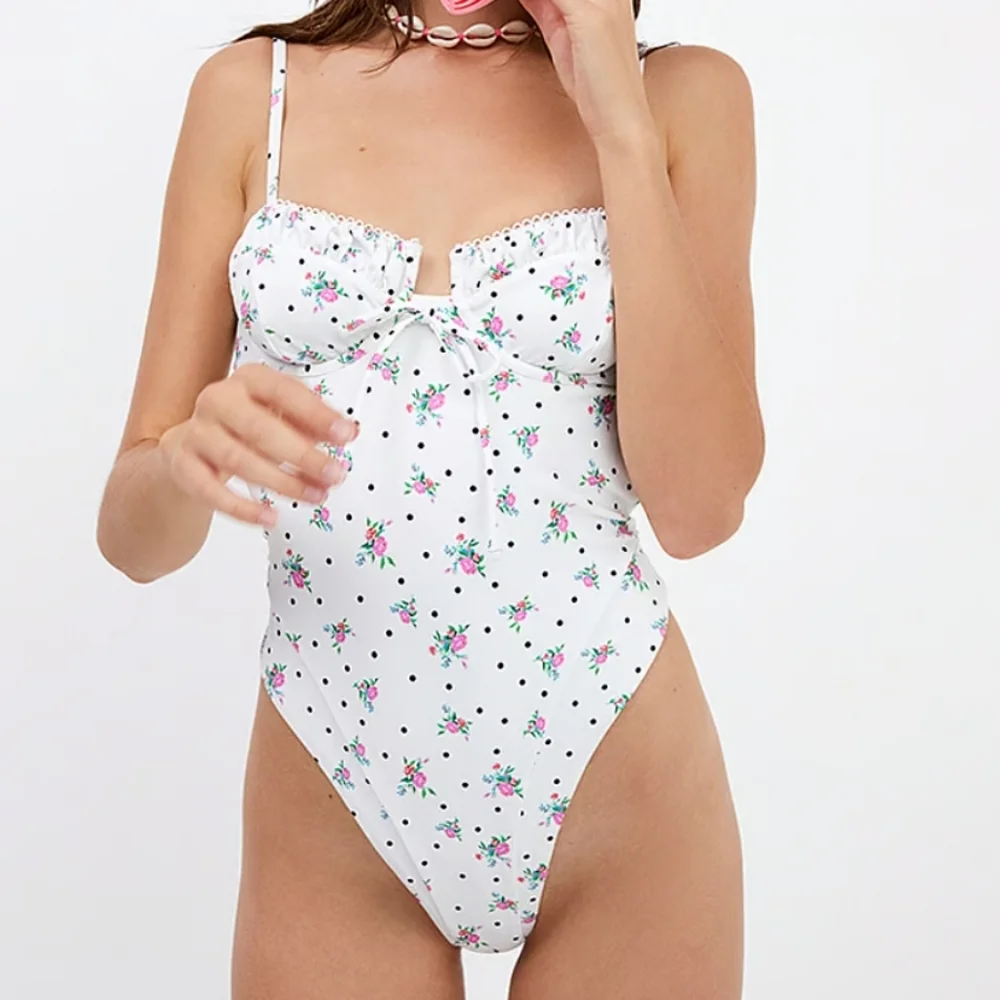 For Love And Lemons love lemons
